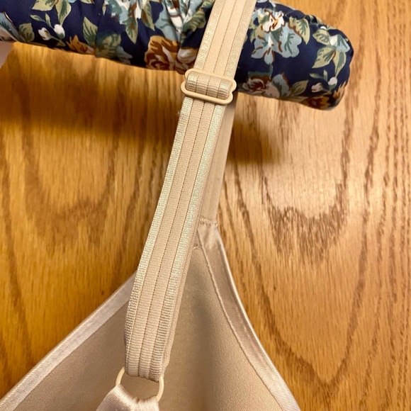 Women’s Bali 34 DD Bra - Picture 6 of 6